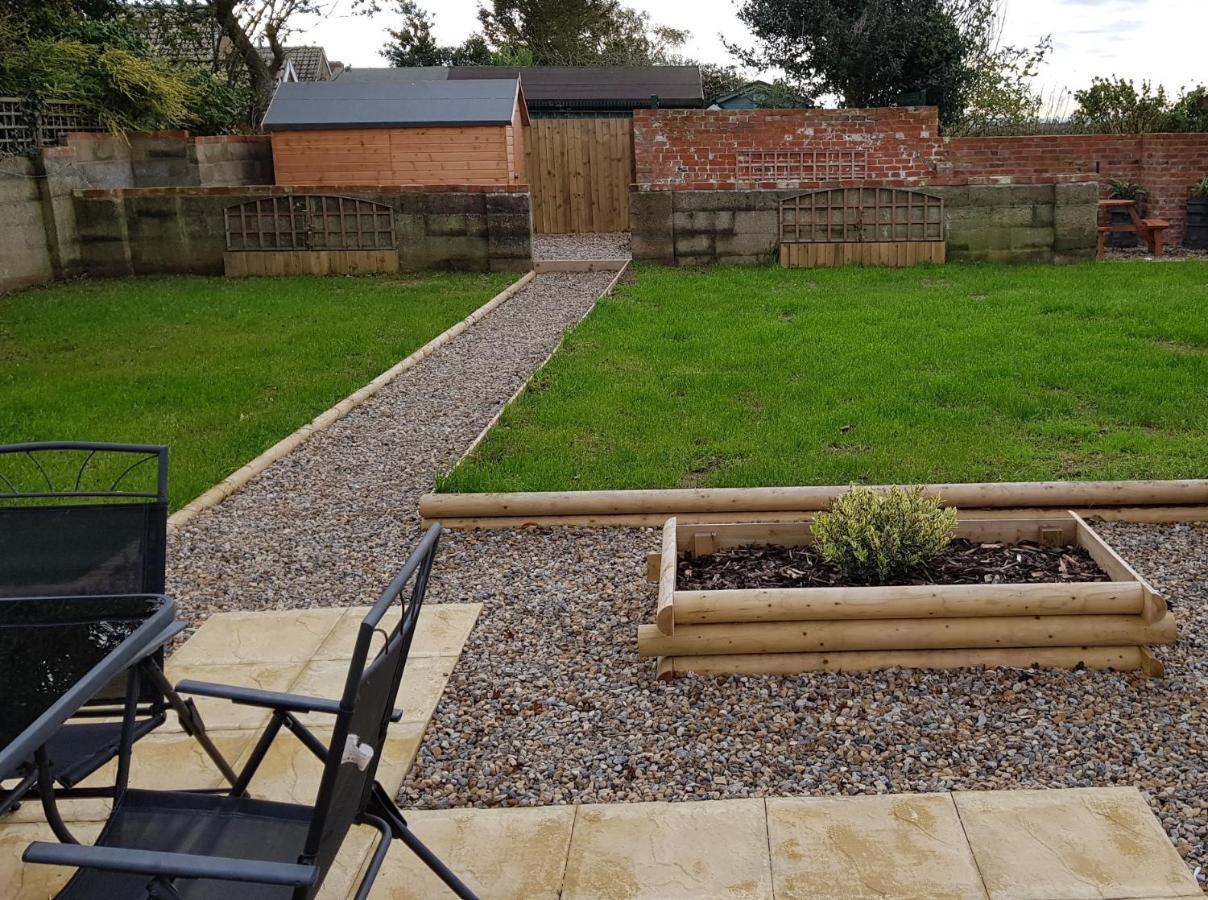 Hot Tub Pet Friendly Luxury Cosy Cottage, Near Withernsea And Patrington Welwick Kültér fotó