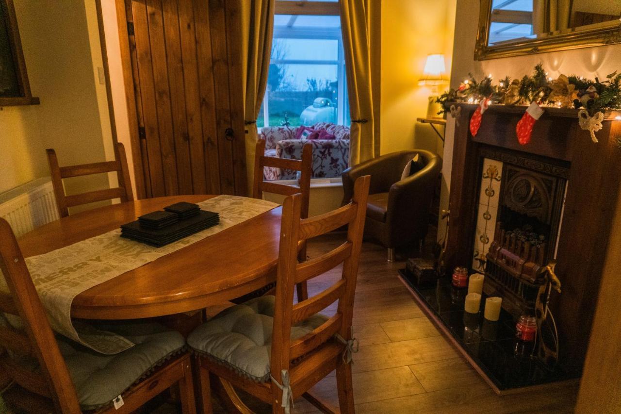 Hot Tub Pet Friendly Luxury Cosy Cottage, Near Withernsea And Patrington Welwick Kültér fotó