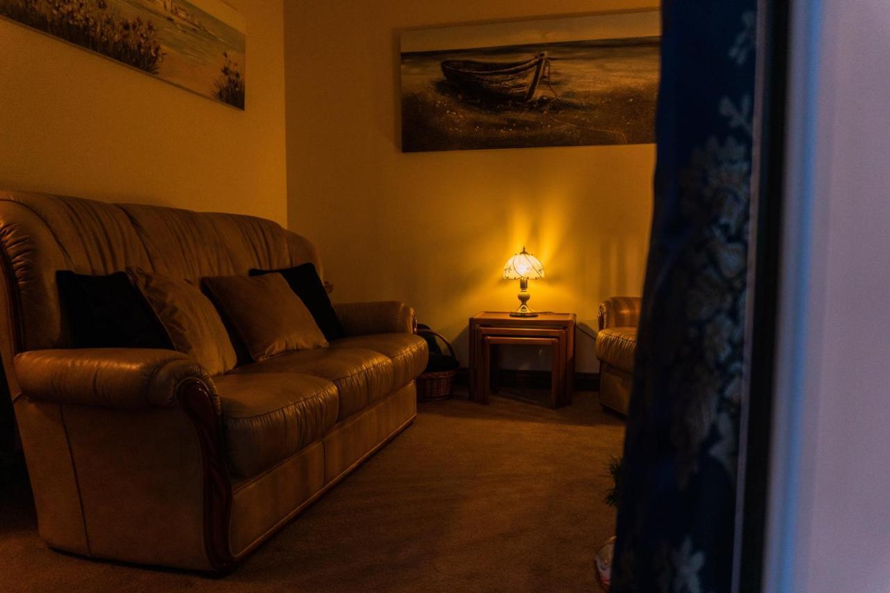 Hot Tub Pet Friendly Luxury Cosy Cottage, Near Withernsea And Patrington Welwick Kültér fotó